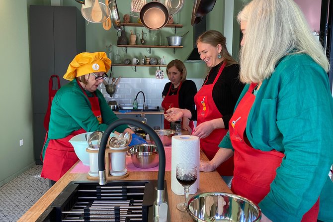 Nana's Kitchen - traditional Georgian cooking class at real Georgian family home - Arriving at the family home on Guram Rcheulishvili Street