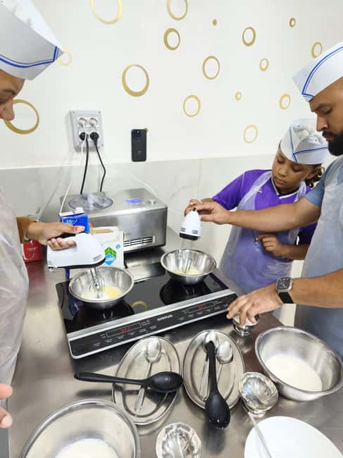 Naples: Pasta and Gelato Cooking Class - Starting with pasta dough by hand