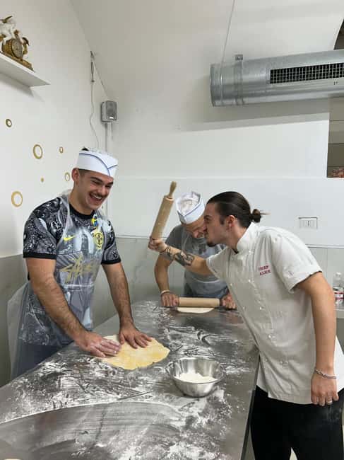 Naples: Pasta and Tiramisu Cooking Class with Local Chef - A friendly start in a Neapolitan kitchen