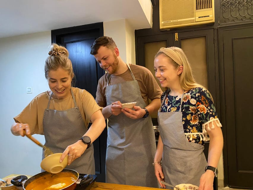 New Delhi: Indian Cooking Class in a Local Home - The family setting is the real cultural exchange