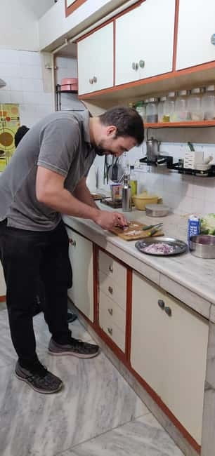 New Delhi: Traditional Indian Cooking Class & Market Visit - A Family Meal at the Dining Table