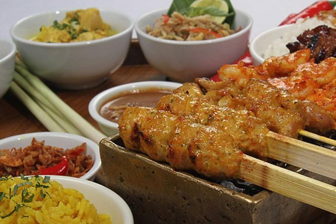 Nia Bali Seminyak Cooking Class - Building Balinese spice pastes