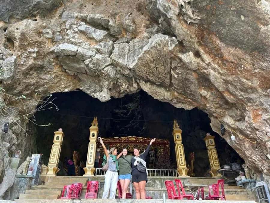 Ninh Binh Jeep Adventure: Temples, Lotus, Fishing & Cooking - Why this tour feels different from a standard Ninh Binh outing