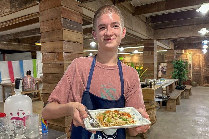 Northern Thai Cooking Experience in Chiangmai - The Main Lesson: Two Ways to Make Khao Soi