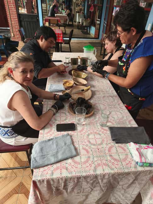 Oaxaca: Traditional Oaxacan Cooking Class - What five hours and $116 really include