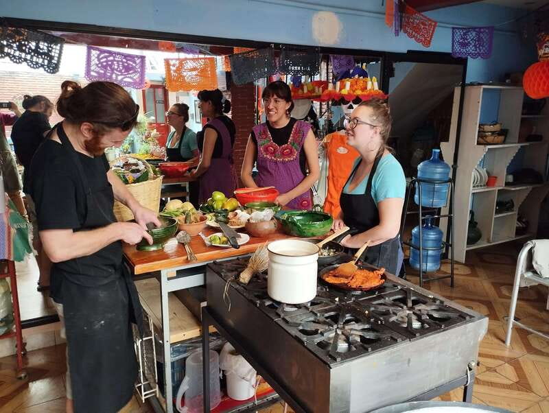 Oaxaca: Traditional Oaxacan Food Cooking Class - Key points at a glance