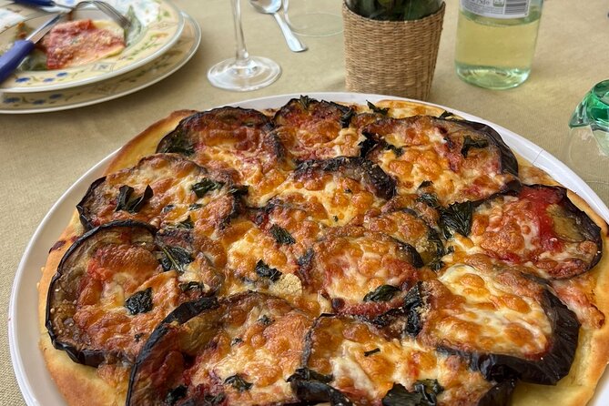 Ortigia market tour and traditional cooking lesson - What the Ortigia market adds to the class