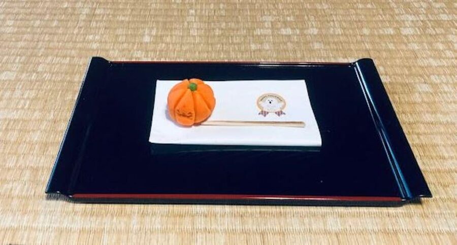 Osaka : Exclusive Tea Ceremony & Wagashi Cooking - A historic home sets the tone