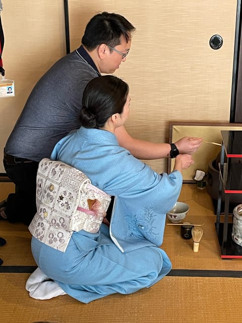 Osaka : Exclusive Tea Ceremony & Wagashi Cooking - Making wagashi before the tea