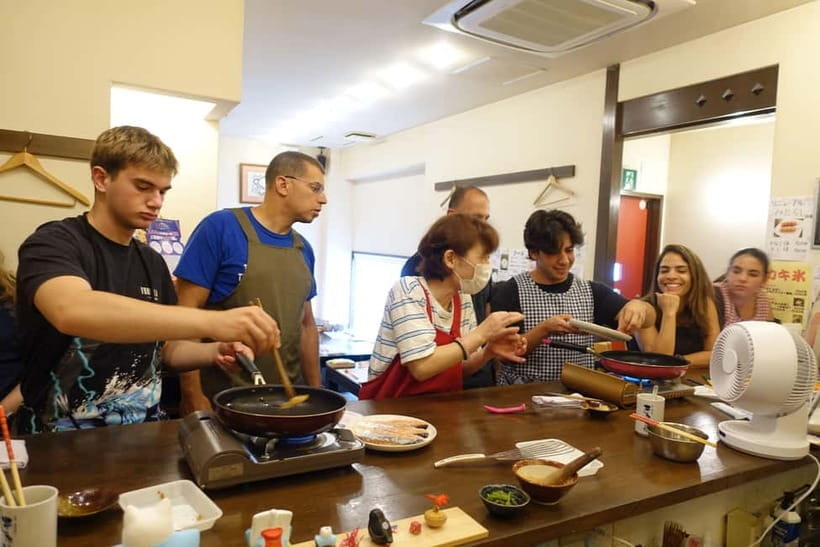 Osaka: Japanese Cooking Class with Matcha Experience - Why families and couples may enjoy it most