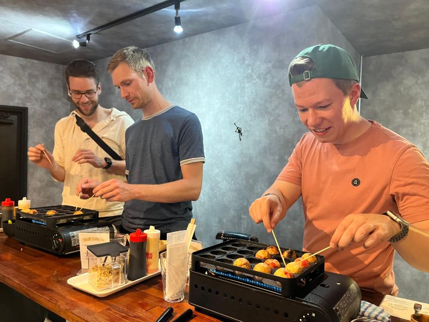 Osaka Sake Tasting with Takoyaki Cooking - Sake explained by a sommelier and former brewer