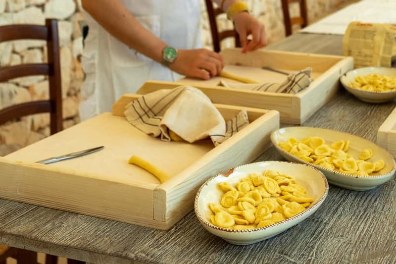 Ostuni: Orecchiette in a masseria - pasta making and tasting - The social side of making pasta