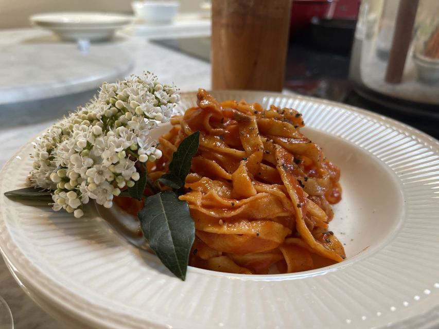 Paciano: Organic Cooking Class at a Farm with Lunch & Wine - What makes the farm setting worth the drive