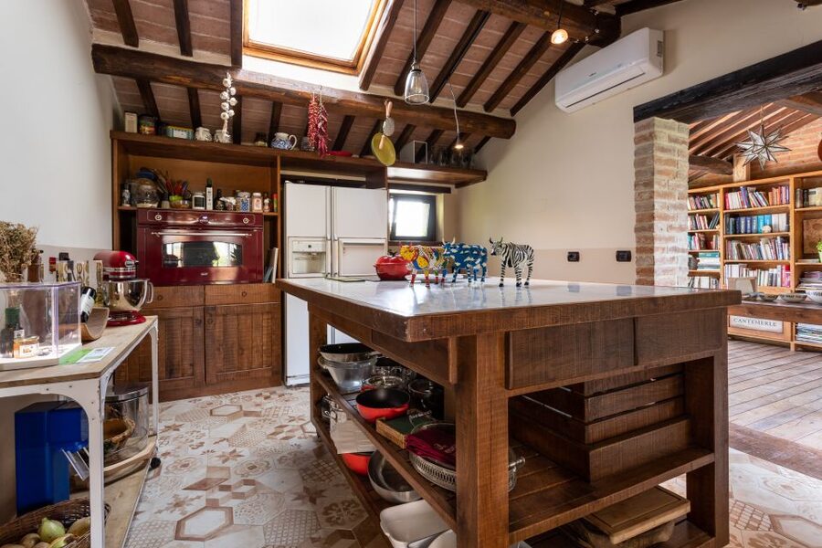 Paciano: Organic Cooking Class at a Farm with Lunch & Wine - Who should book this class?