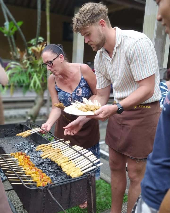 packages cooking class and romantic dinner in a local home - Is $70 per person good value?