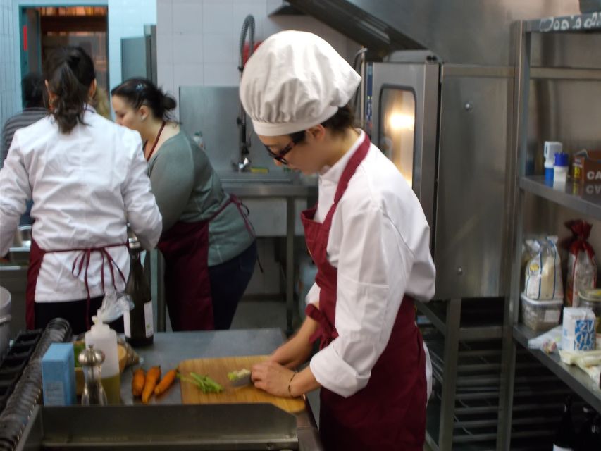 Palermo: Cooking and Limoncello Class - The limoncello lesson and take-home bottle