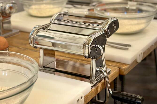 Palermo: Pasta and Tiramisu Small Group Cooking Class with Wine - Why the small group matters