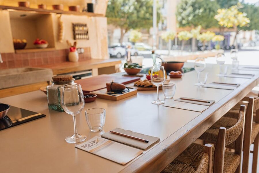 Palma de Mallorca: Spanish Cooking Experience - Who should book this Palma experience?