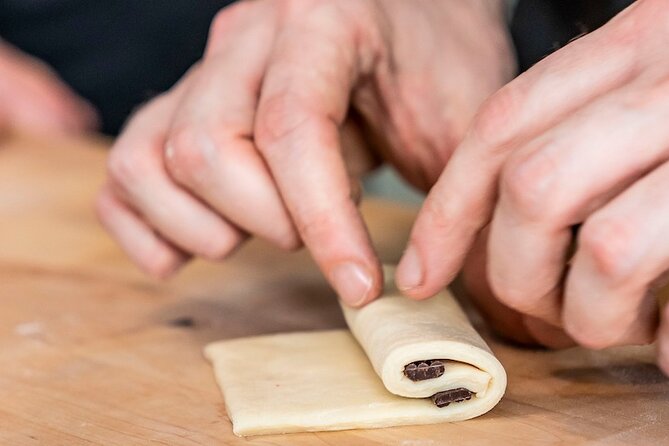 Paris Croissant Small-Group Baking Class with a Chef - A pastry class in the Marais