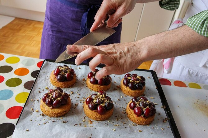 Paris French Cuisine Small Group Cooking Class with Lunch - The setting and practical details
