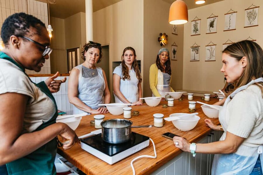 Paris: French Macaron Culinary Class with a Chef - What the class does especially well