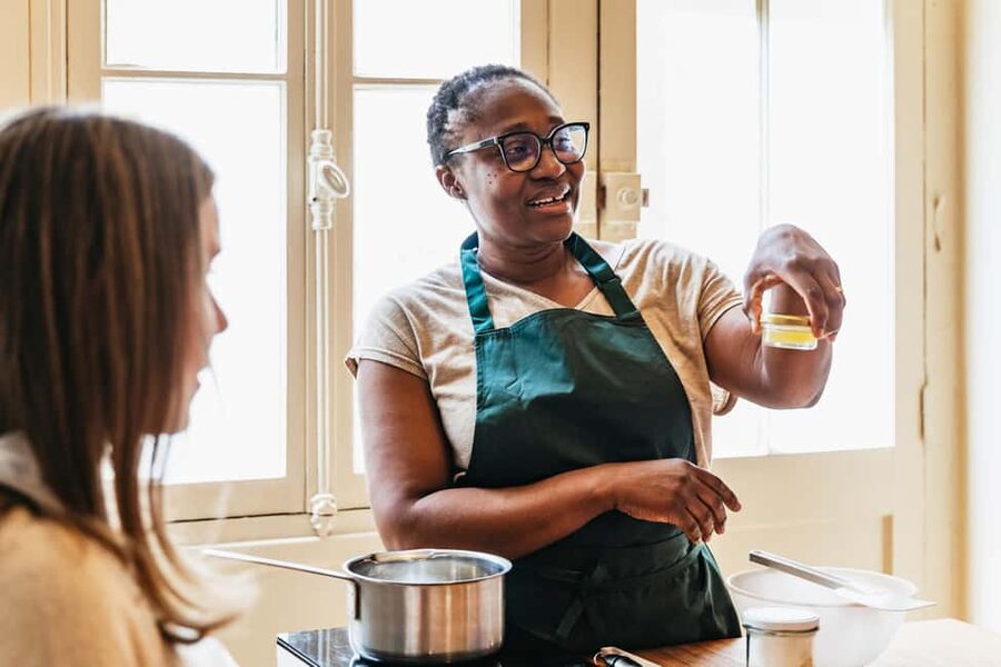 Paris: French Macaron Culinary Class with a Chef - Shaping crisp shells and soft centers