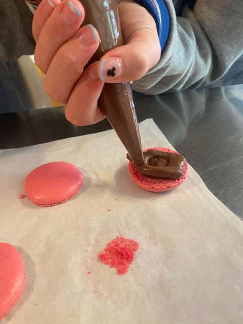 Paris: Macaron Baking Class for Families and Kids - What the 4.7 rating tells you