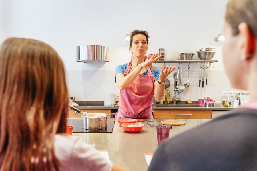 Paris: Macarons Cooking Class with Pâtisserie Chef Noémie - Why Macarons Are Worth Learning in Paris