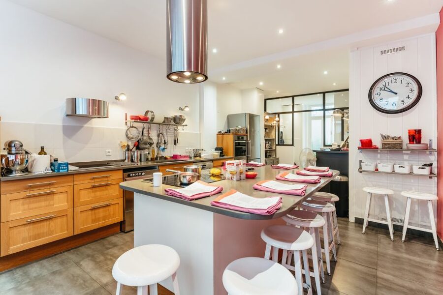 Paris: Macarons Cooking Class with Pâtisserie Chef Noémie - Is $141 a Fair Price?