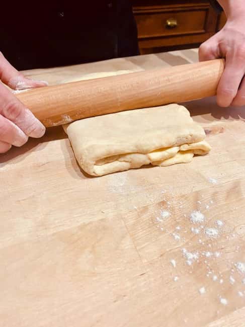 Paris: Millefeuille baking class with a chef - Puff pastry: the technical heart of the class