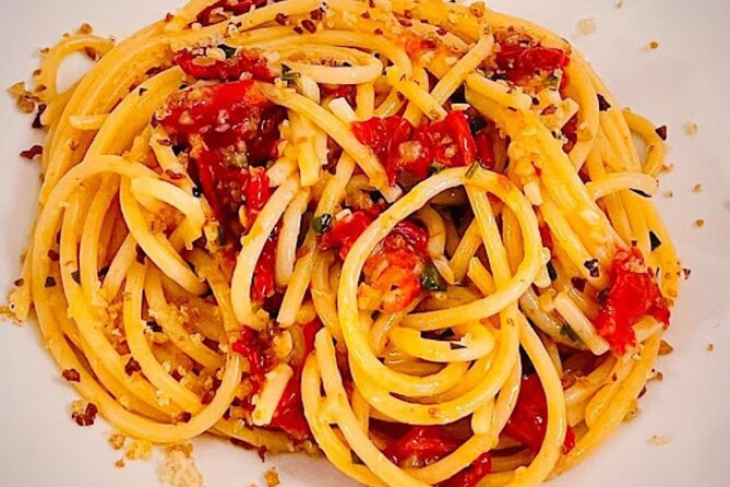 Pasta and Pizza cooking class in Cortona - Starting with pizza and focaccia dough