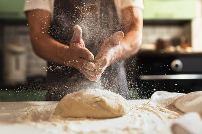 Pasta Cooking Class: Mastering Nonna's Recipes - Ravioli with garlic oil, sage, and a twist