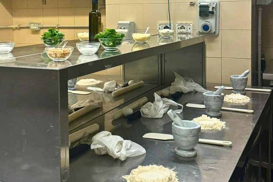 Pasta Cooking Class with Pesto Sauce Making in Rome Center - Who will enjoy this class most?