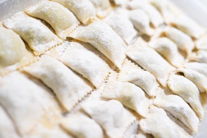 Pasta Cooking Experience in Florence - Sauces, vegetarian options, and group teamwork