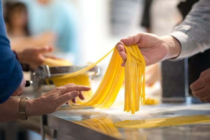 Pasta Cooking Experience in Florence - Arriving at Chefactory Academy on Via Camillo Cavour