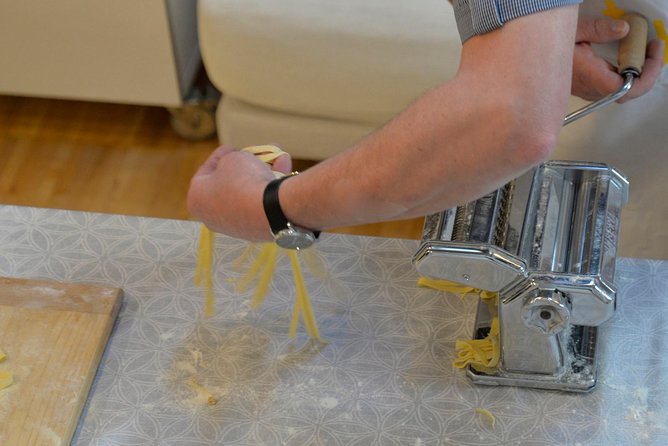 Pasta Fresca Hands-on Cooking Class with a Local in Como - Sauces that make the pasta matter
