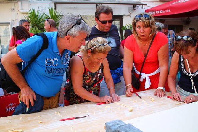 People of Bari unusual guided tour with pasta making at Grandma house - Basilica San Nicola, Bari’s great first stop