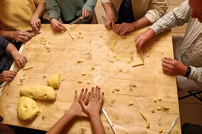 People of Bari unusual guided tour with pasta making at Grandma house - How the price compares with the experience