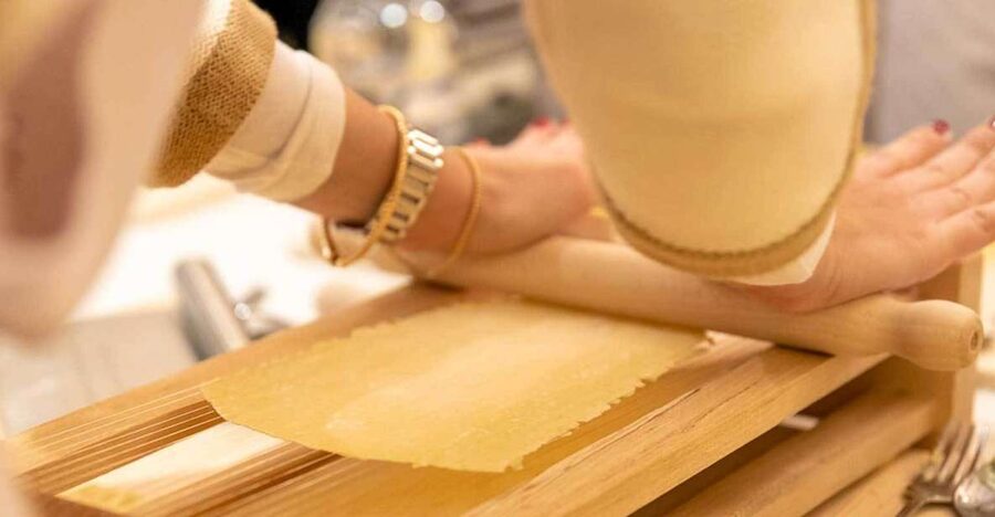 Pescara: Authentic Cooking Class at a Local's Home - Key points to know before booking