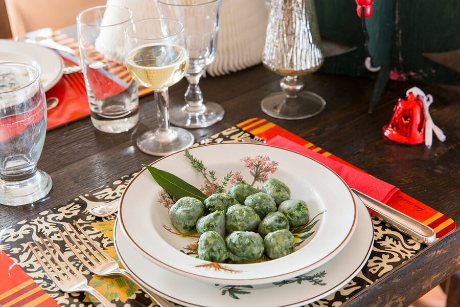 Pescara: Private Cooking Demo & Meal at a Local's Home - Booking details that matter