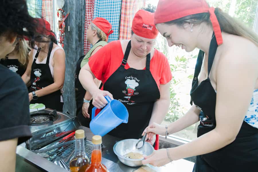 Phuket: Authentic Thai Cooking Class - The final meal is generous, so arrive hungry