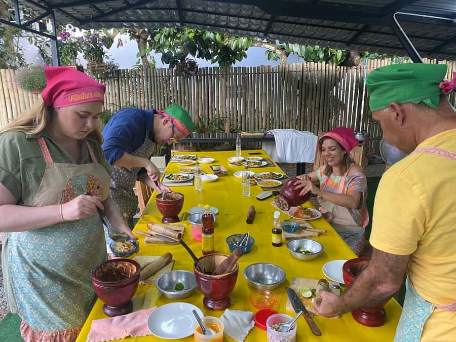 Phuket foodie tour+ Thai cooking class + Local food tasting - A full Phuket day built around food