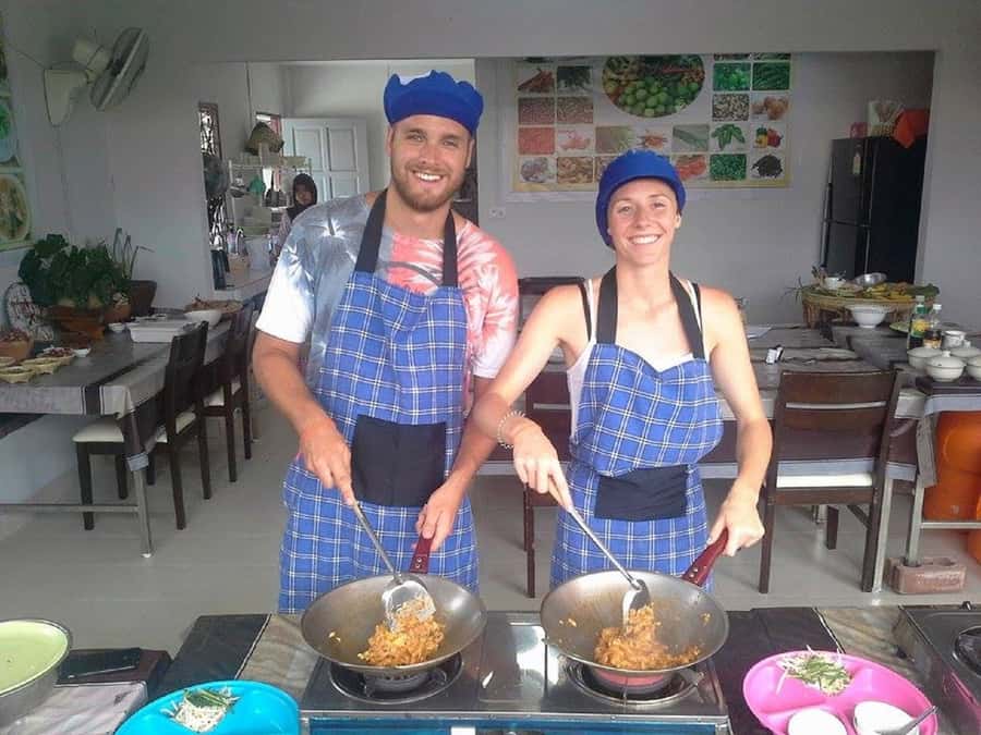 Phuket: Half Day Easy Thai Cooking Class & Local Market Tour - Is $68 good value?