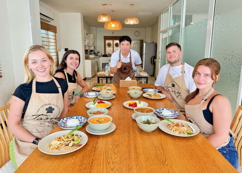 Phuket: Thai Cooking Class with 4 Dishes and Market Visit - Spring rolls or mango sticky rice