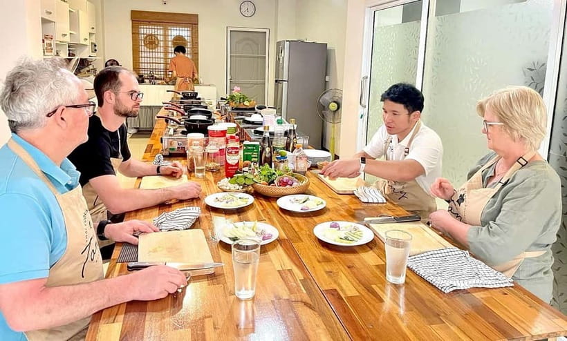 Phuket: Thai Cooking Class with 4 Dishes and Market Visit - Booking flexibility and practical details