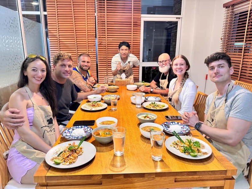 Phuket: Thai Cooking Class with 4 Dishes and Market Visit - Returning to the open kitchen