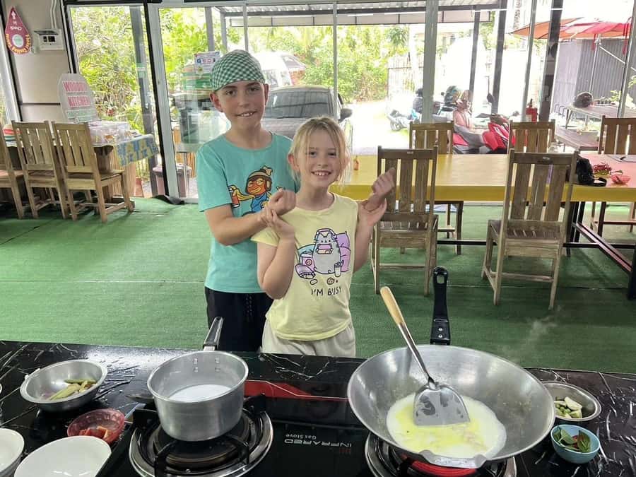 Phuket: Thai Cooking Class with Market Tour - What the $72 price includes