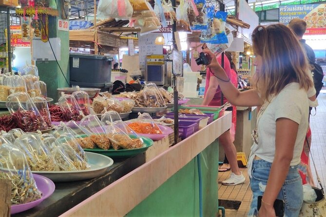 Phuket Thai Cooking Class with Market Tour Option - Who should book this experience