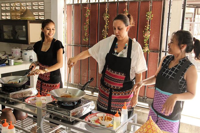 Pink Chili - Thai Cooking Class and Market Tour in Bangkok - Choosing ingredients with chef Pimmy