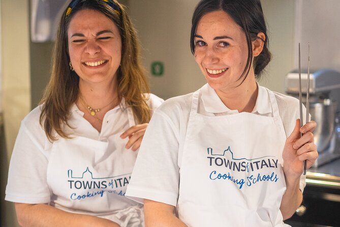 Pizza, Gelato & Fun – a Tasty Cooking Class in Rome City Center - Chef Duccio and the teaching style